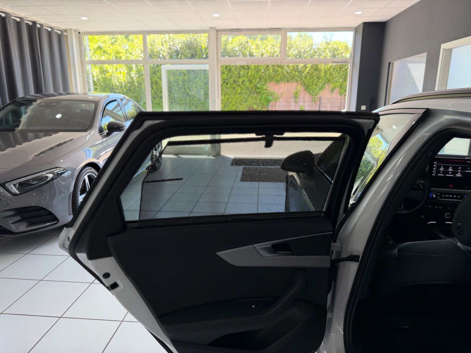 Audi A4 Avant 50 TDI quattro S line*PANO*ACC*CARPLAY*