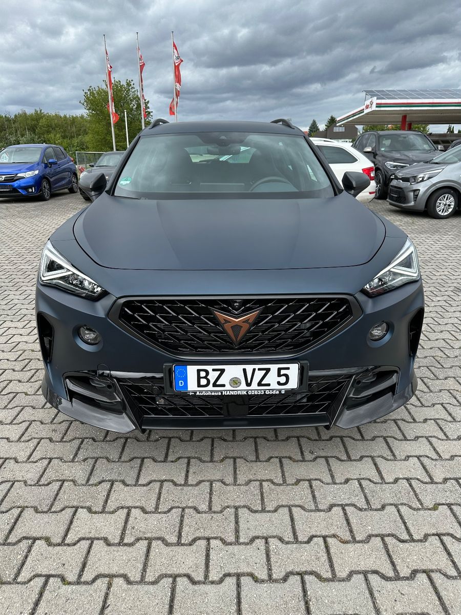 Cupra Formentor VZ5 4Drive - Samsaru's Car Outlet