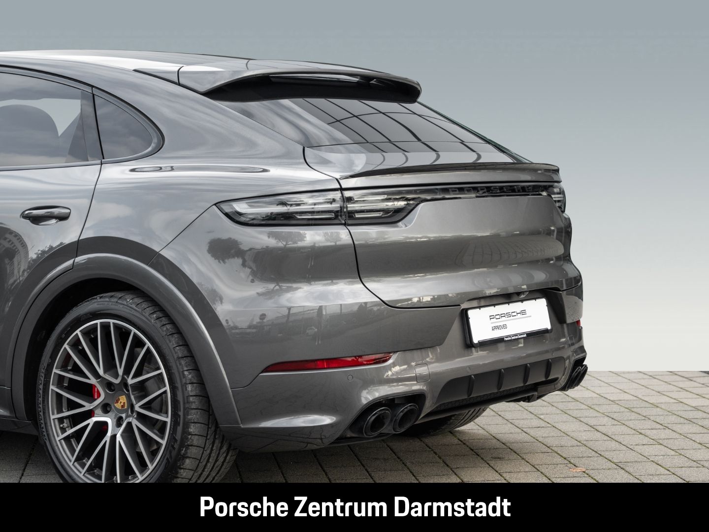 Porsche Cayenne GTS Coupe Head-Up Display LED-Matrix