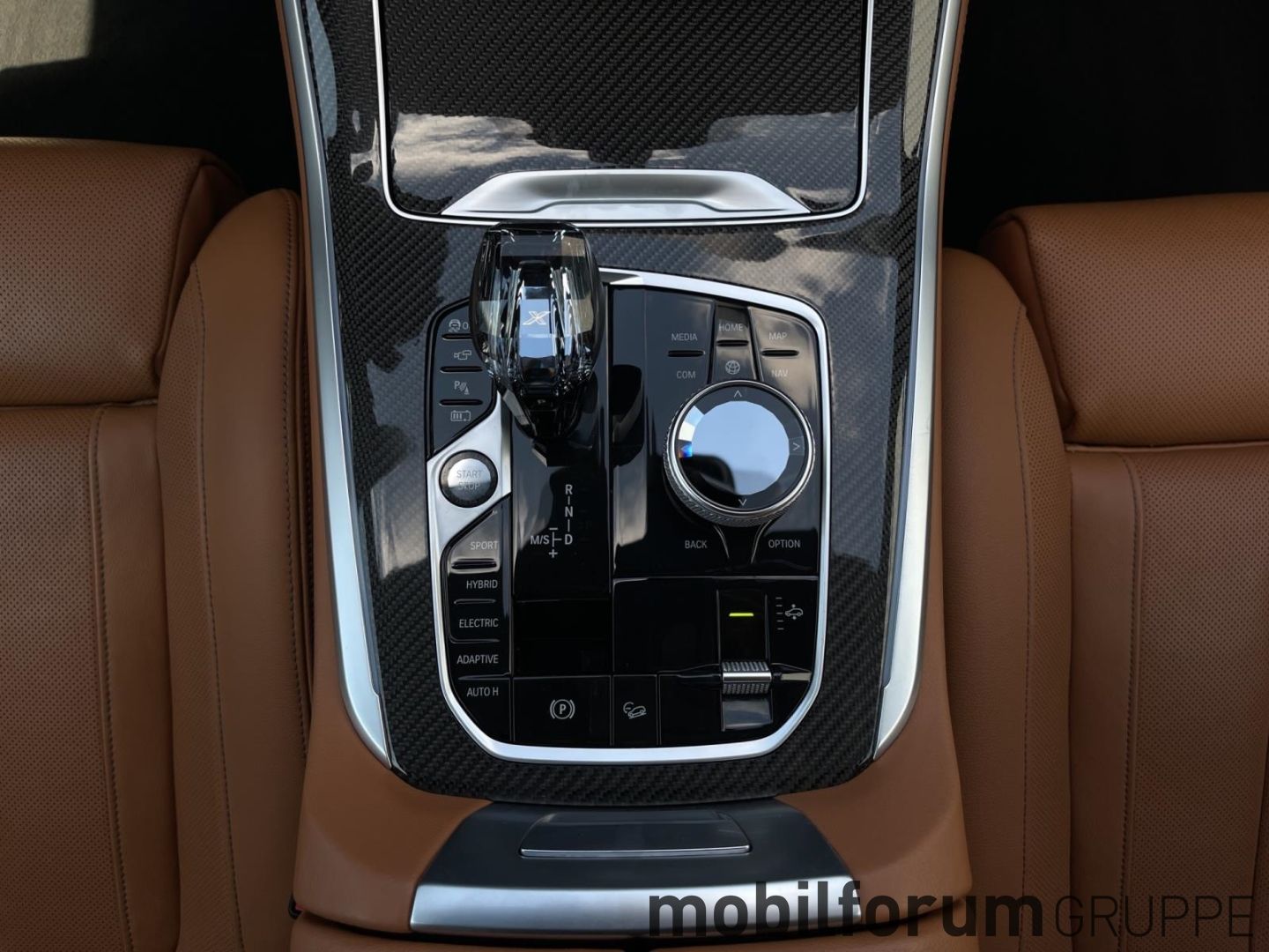 BMW X5 xDrive45e M-Sport Massage Luft AHK Panorama