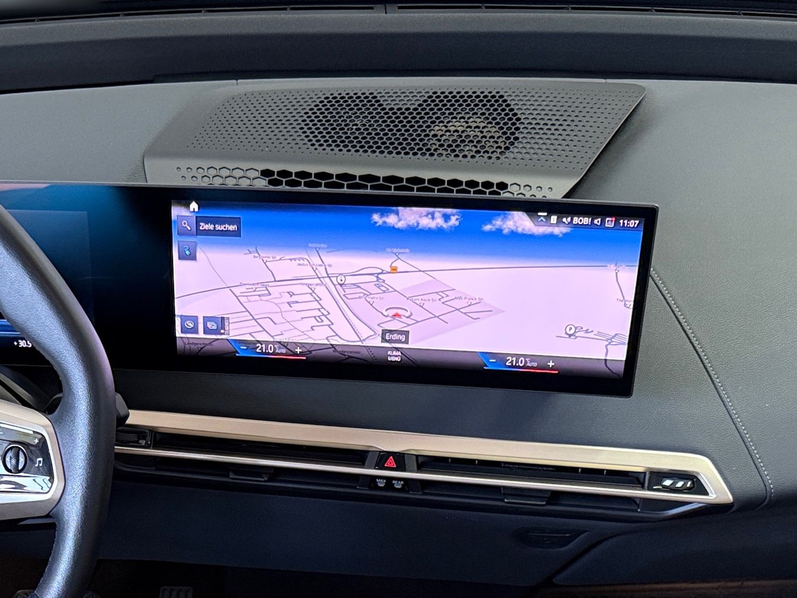 BMW iX40xDrive*LED*ACC*360*H&K*Leder*Atelier oyster*