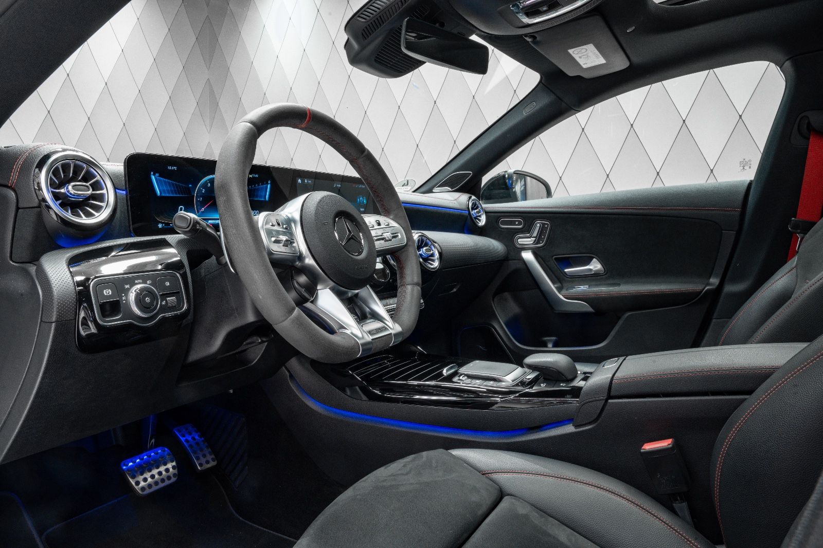 Mercedes-Benz CLA 45 AMG S - Samsaru's Car Outlet