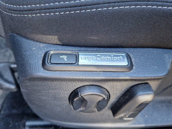 Volkswagen Passat Variant 2.0 TDI Business DSG - Samsaru's Car Outlet
