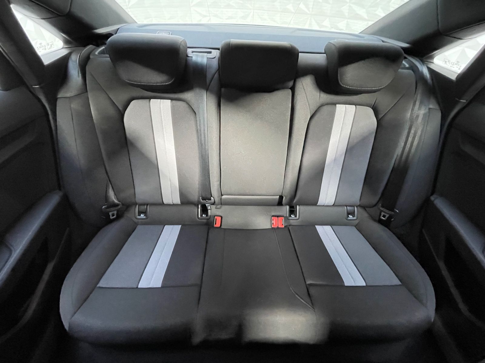 Audi A3 Limousine 35 TDI S line+LED+NAVI+ACC+DAB+SOUN