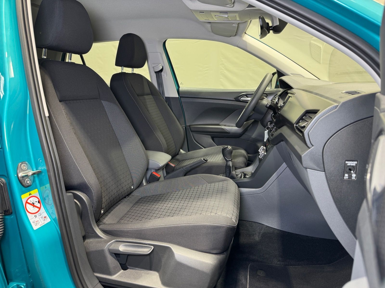Volkswagen T-Cross Life 1.0 TSI - Samsaru's Car Outlet