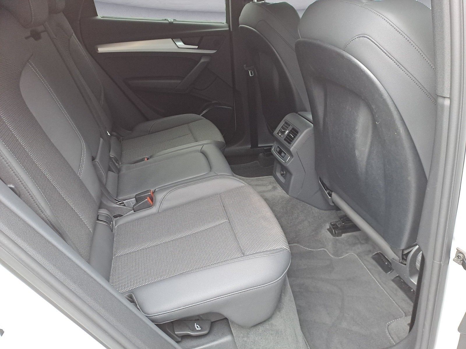 Audi Q5 Sportback  50 TFSIe quattro S-Line AHK Matr 5