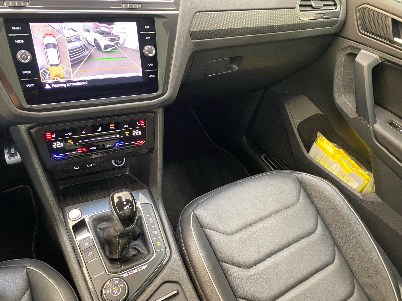 Volkswagen Tiguan 2.0TDI R-Line 4M BlackStyle Pano 360° HUD