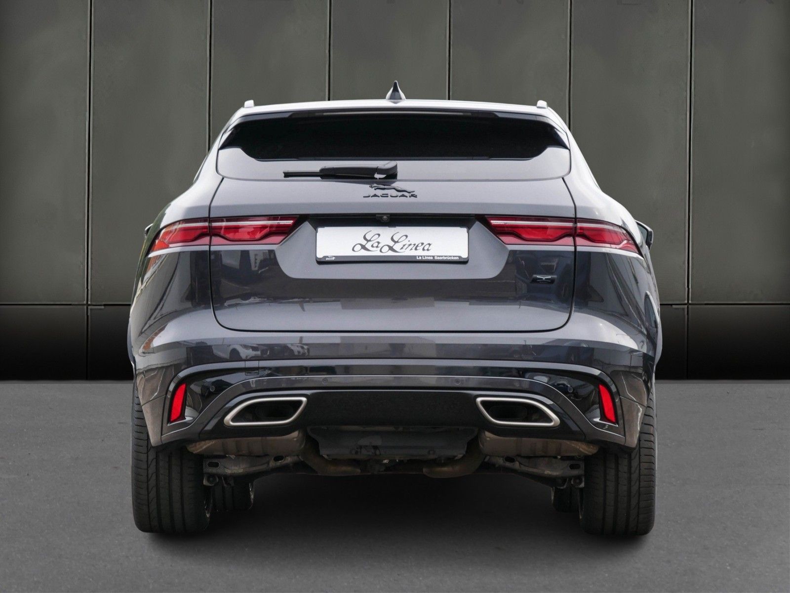Jaguar F-PACE D300 R-Dynamic SE 90th Anniversary Editio