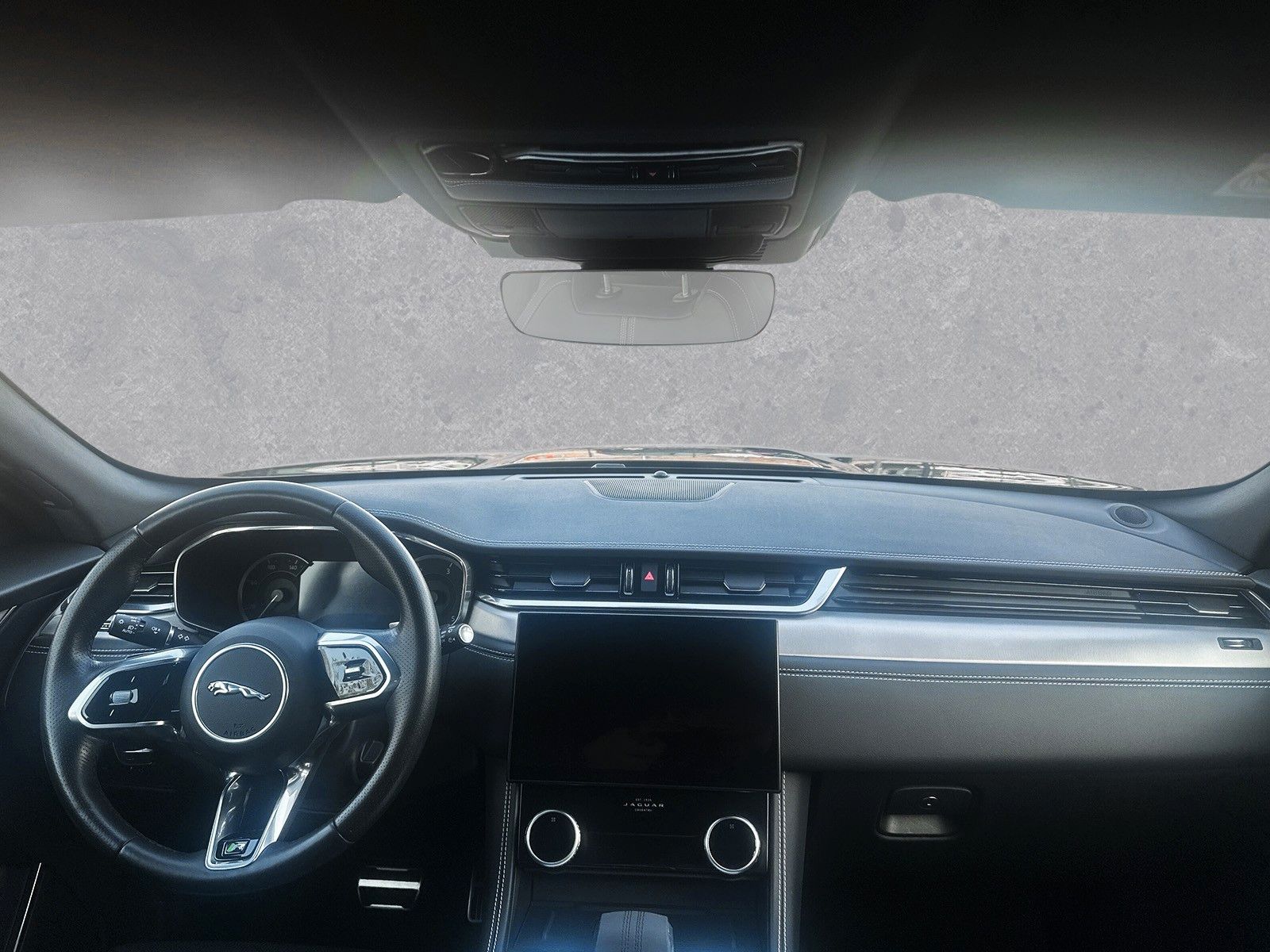 Jaguar F-Pace D200 R-DYNAMIC SE AWD Automatik ACC LED