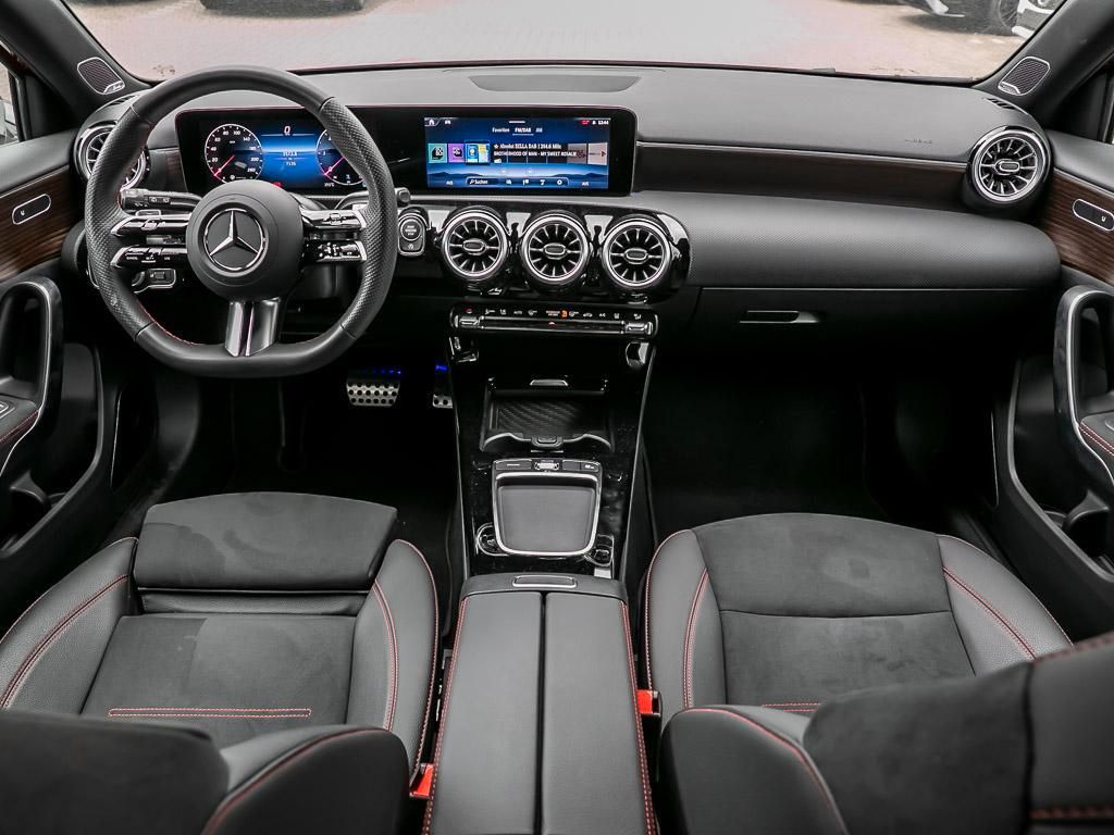 Mercedes-Benz A 200 d AMG Advanced Plus - Samsaru's Car Outlet