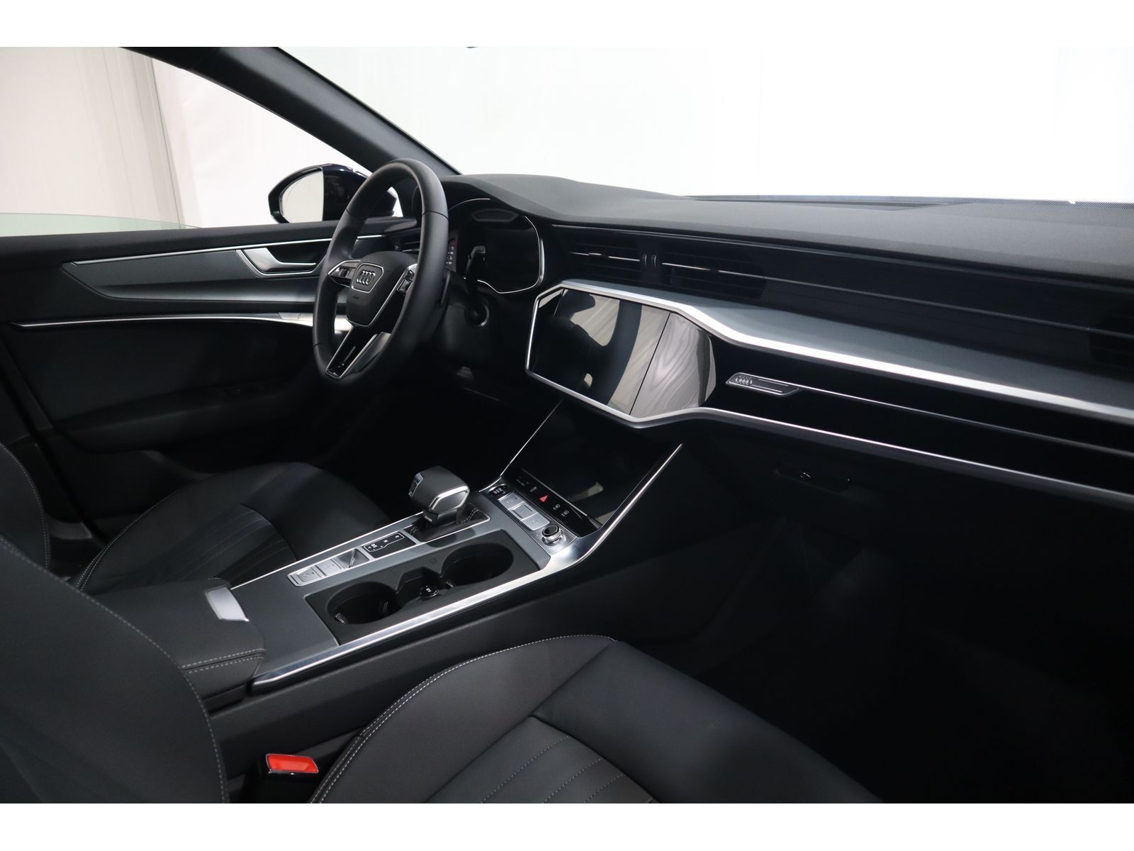 Audi A6 Avant 40 TDI advanced - Samsaru's Car Outlet