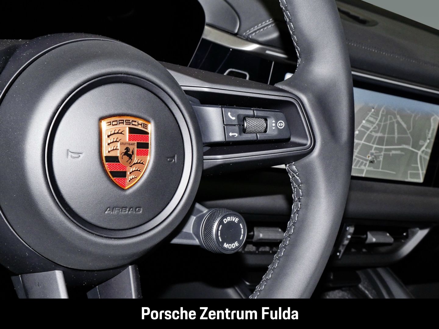 Porsche Macan 4 - Samsaru's Car Outlet