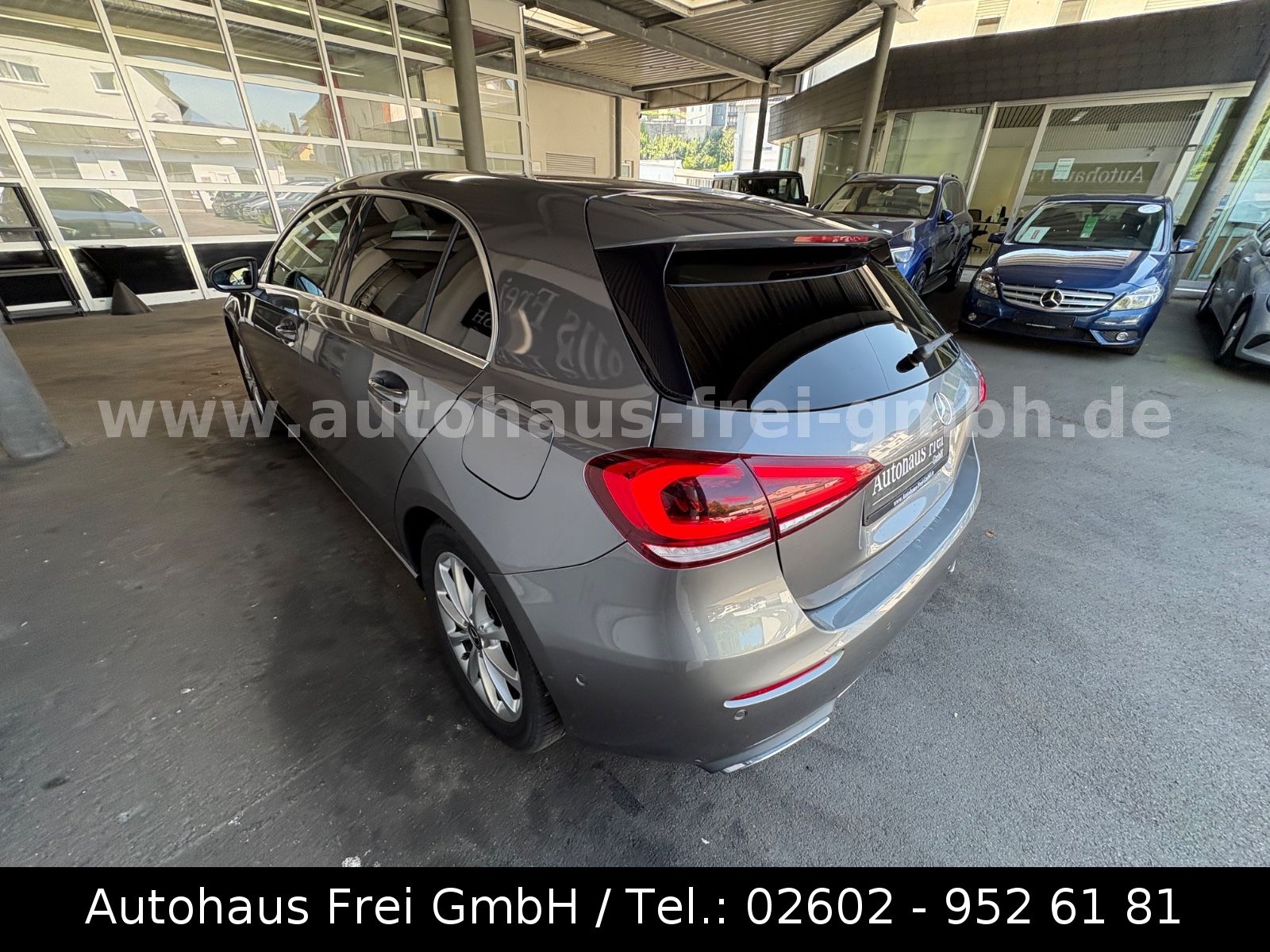 Mercedes-Benz A 160 Progressive - Samsaru's Car Outlet