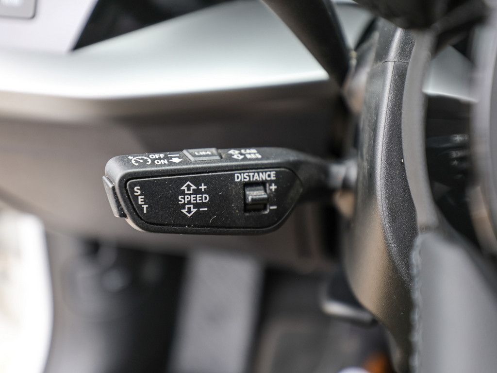 Audi A3 Sportback S line 45 TFSI e S tronic LED SHZ