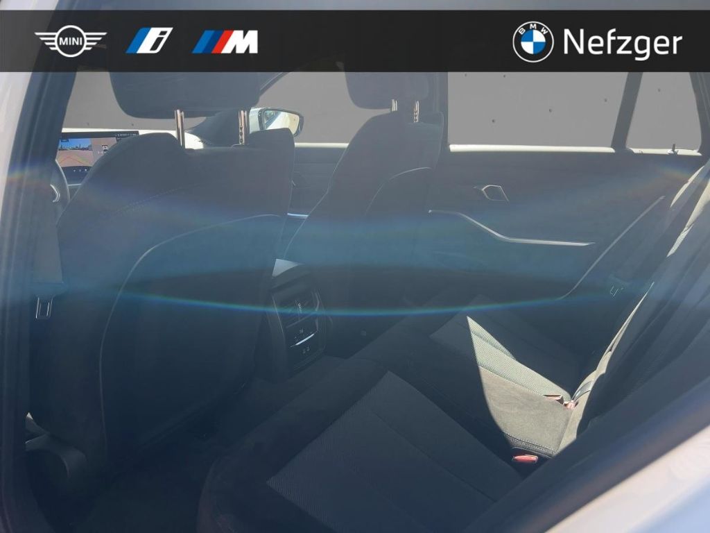 BMW 318 i Touring M Sport Driving Assistant 360°