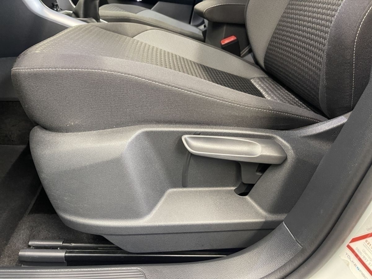 Volkswagen T-Roc 1.0 TSI Active - Samsaru's Car Outlet