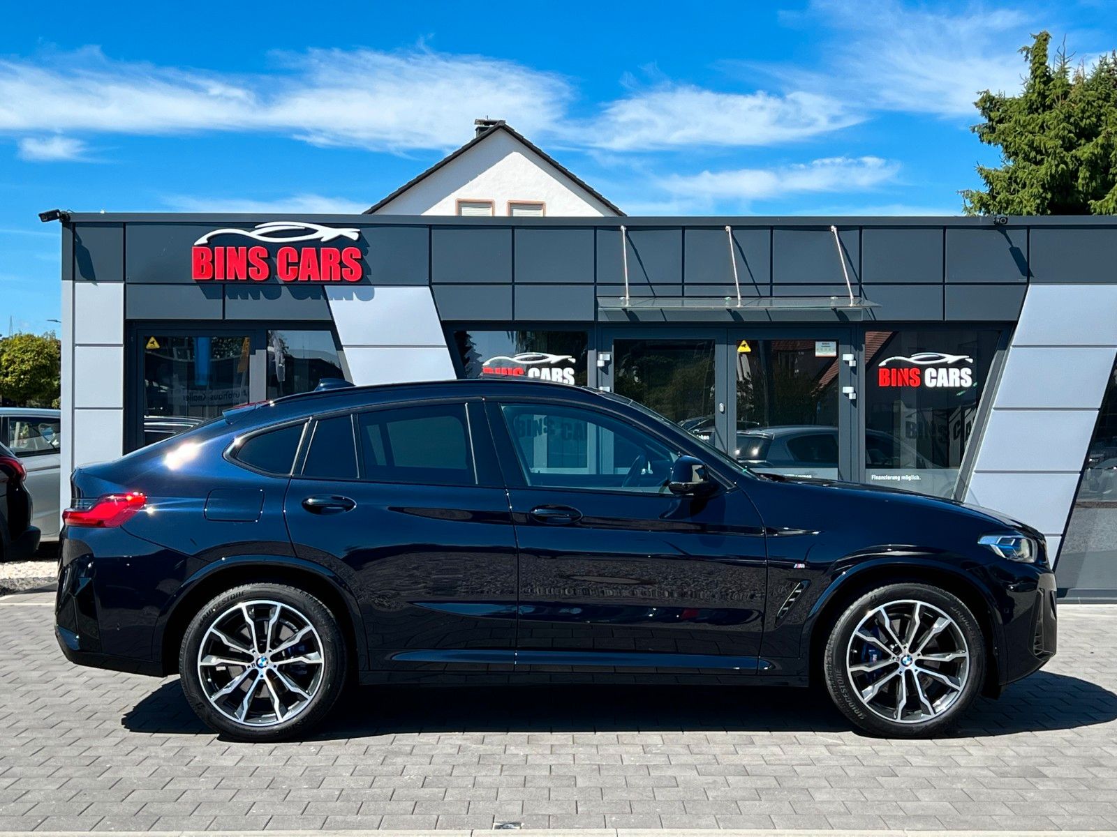 BMW X4 M Sport 30d xDrive*ACC*Pano*Laser*HUD*AHK*CAM