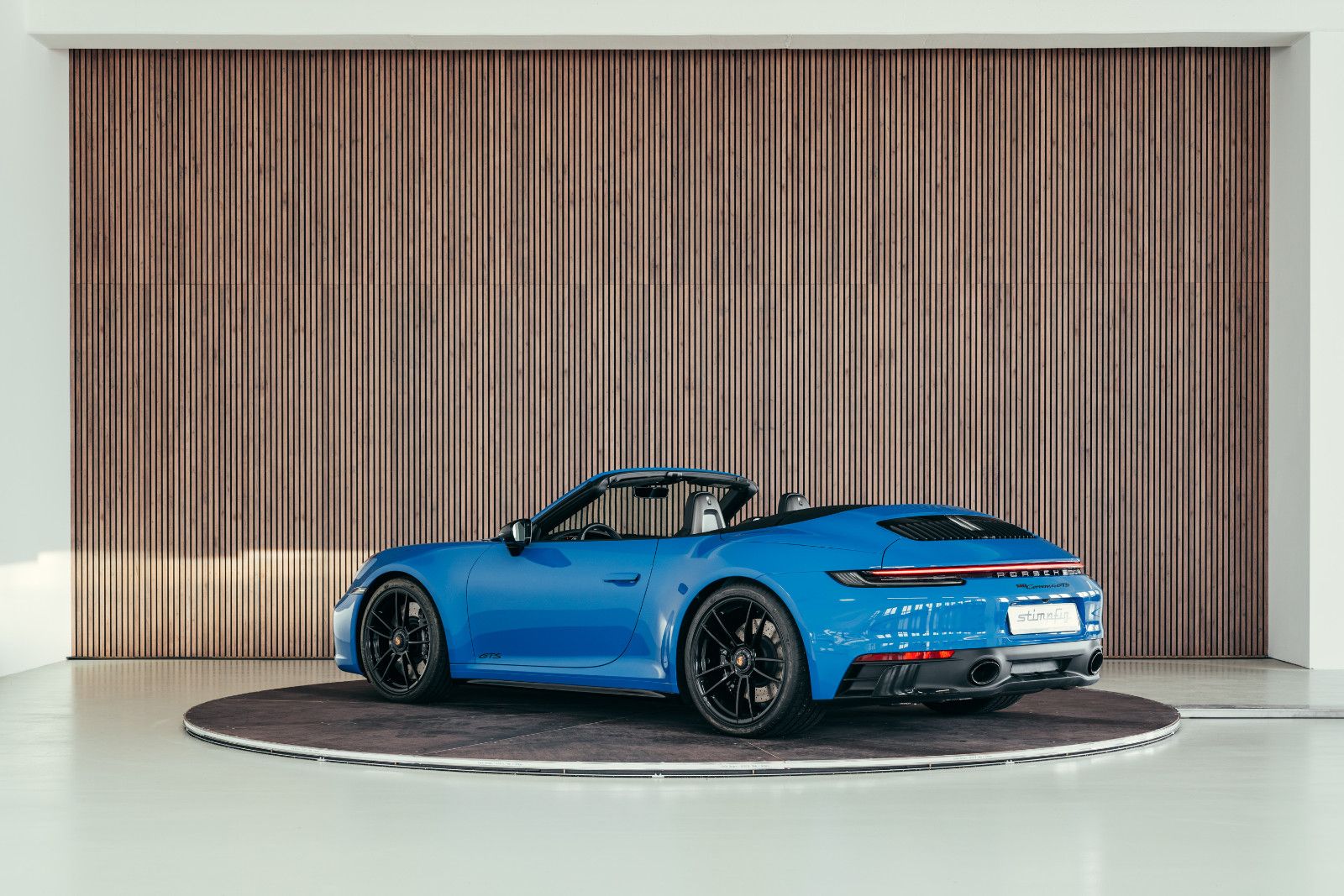 Porsche 992 Carrera 4 GTS Cabriolet, Sharkblue, MwSt awb