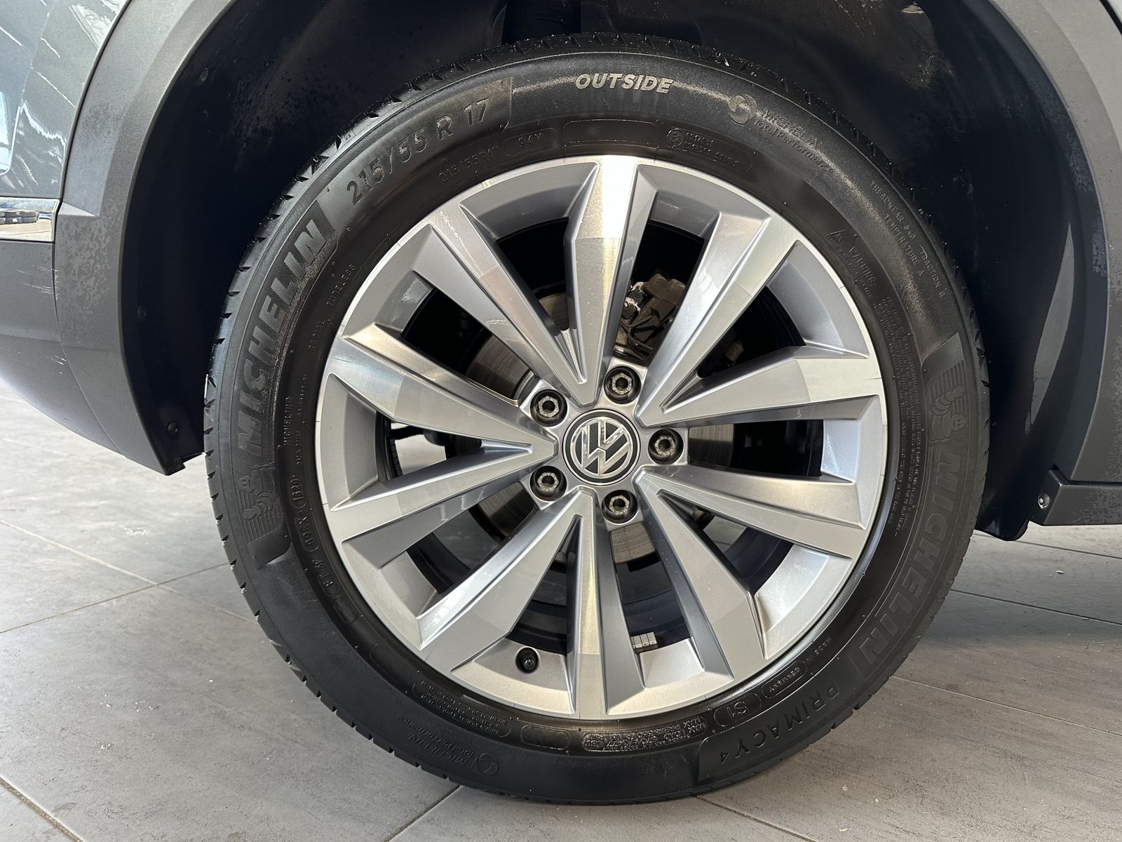 Volkswagen T-Roc 2.0 TDI DSG Style - Samsaru's Car Outlet
