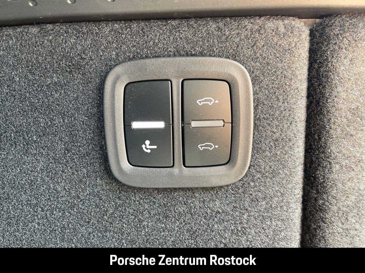 Porsche Macan 4S BOSE Panoramadach LED-Matrix InnoDrive