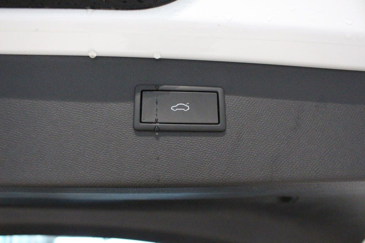 Cupra Formentor VZ 2.0 TSI DSG 4Drive 4JGAR/AHK/PANO/e