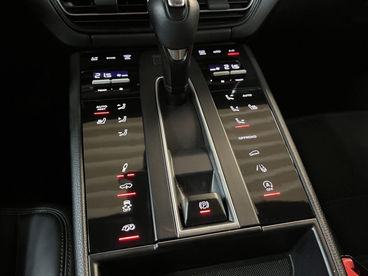 Porsche GTS V6 TURBO - Samsaru's Car Outlet