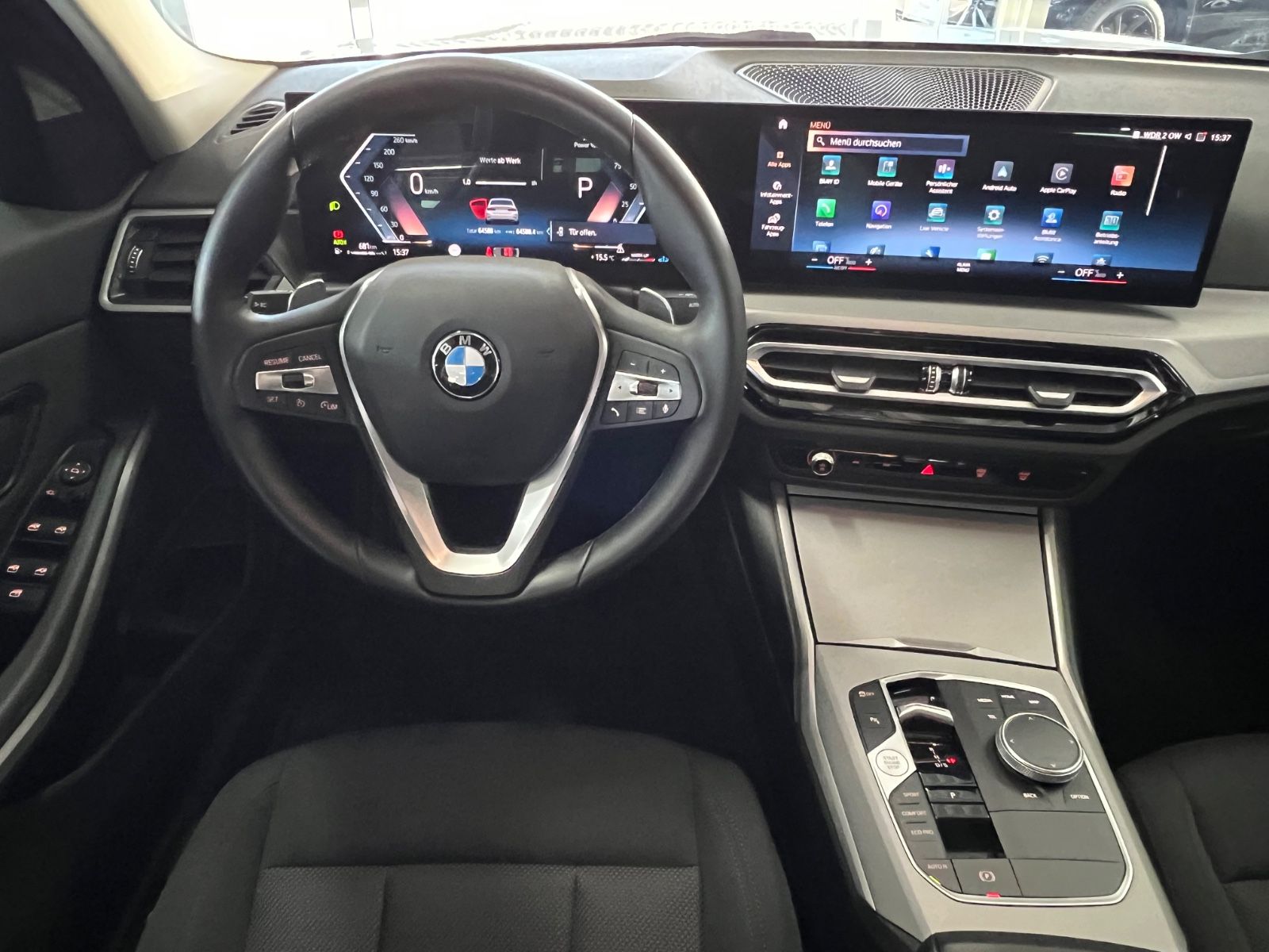 BMW 320 d xDrive Limousine Driving Assist+LED+CURVED