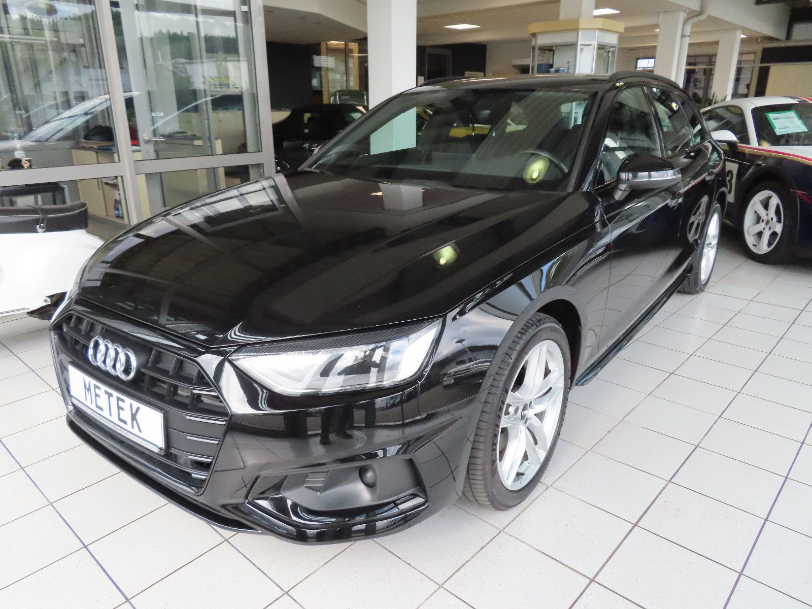 Audi A4 Avant 40 TDI advanced - Samsaru's Car Outlet