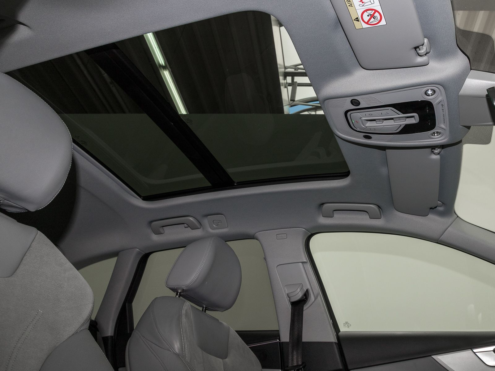 Audi A4 Avant 35 TFSI S LINE - Samsaru's Car Outlet