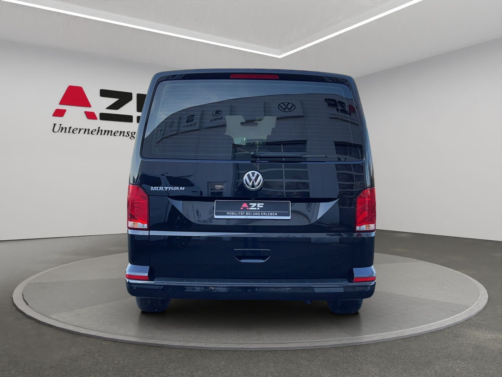 Volkswagen T6.1 Multivan 2.0 TDI DSG Comfortline - Samsaru's Car Outlet