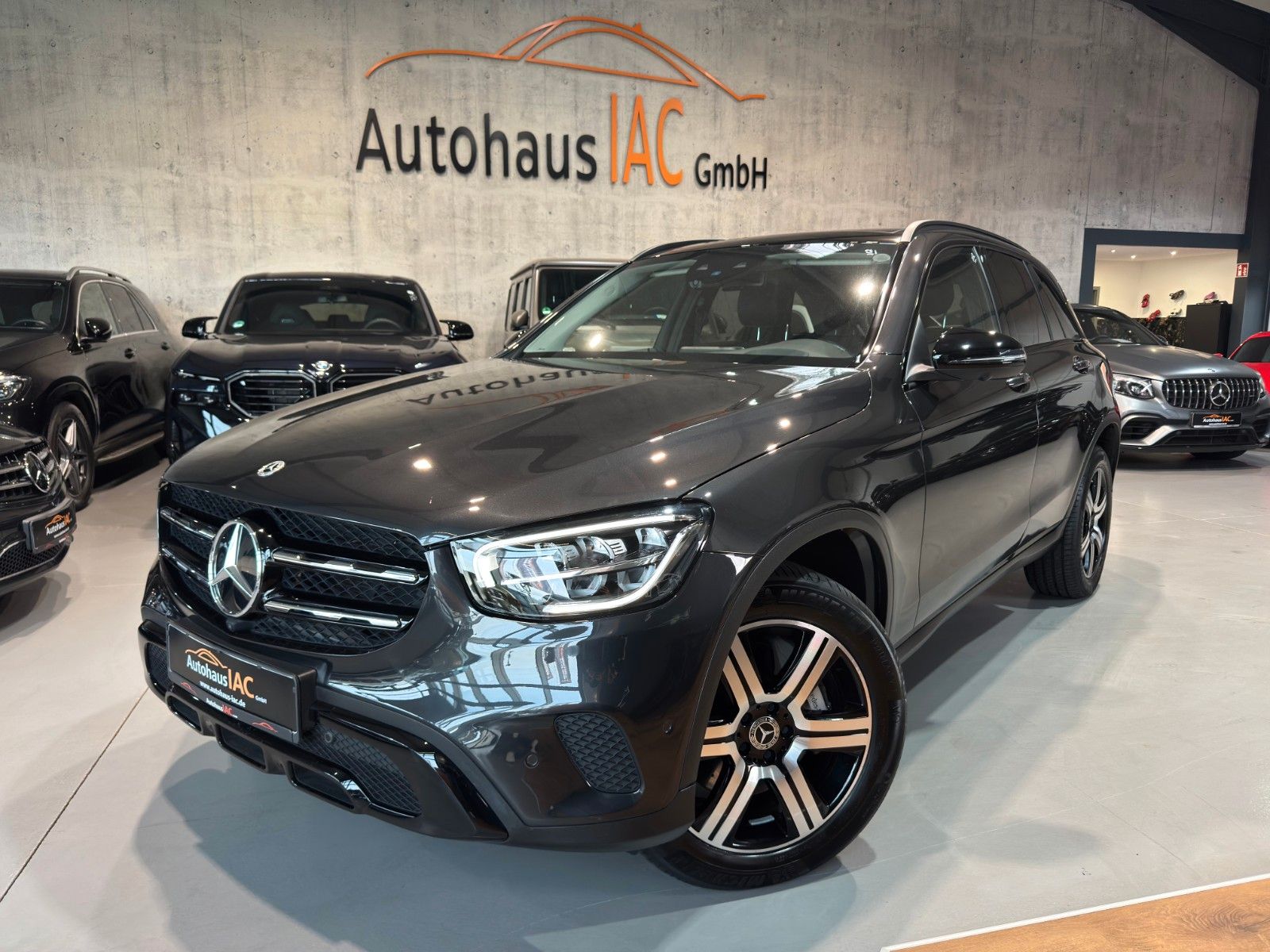 Mercedes-Benz GLC 300de/4Matic/1.Hand/Memory/AHK