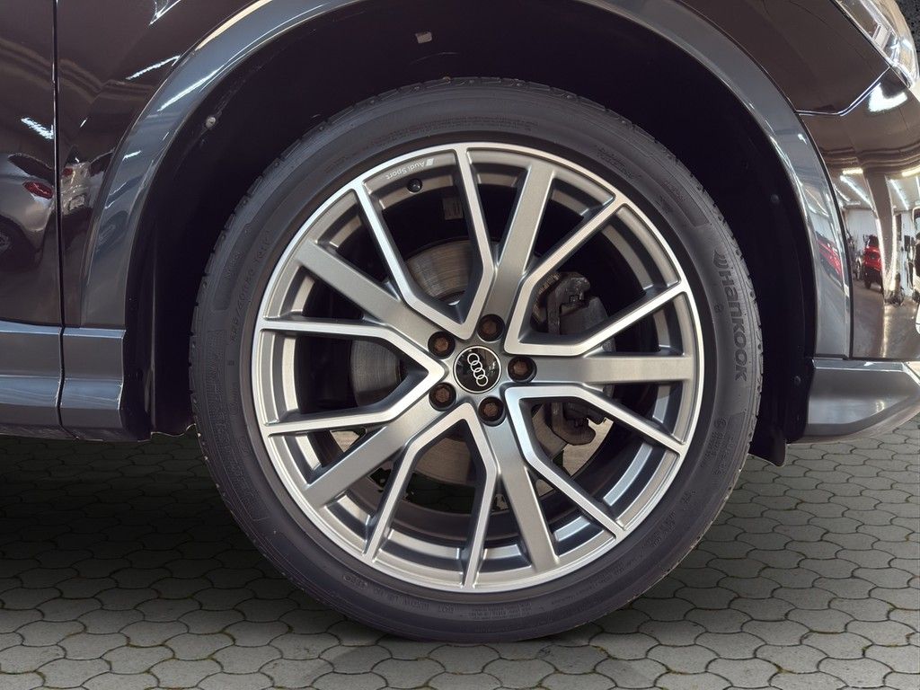 Audi Q3 40 TDI quattro advanced - Samsaru's Car Outlet