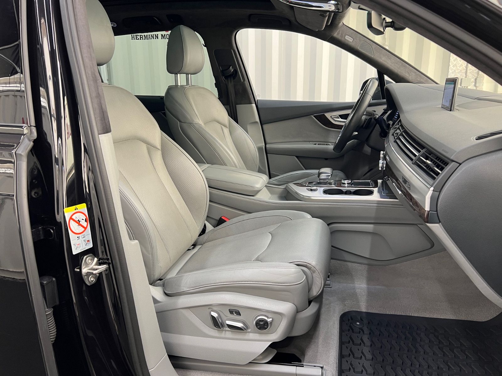 Audi Q7 3.0 TDI quattro S Line/MatrixLED/AHK/ACC/SHZ