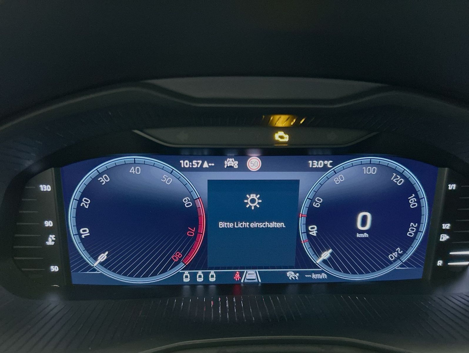 Skoda Kamiq 1.0 TSI Tour - Samsaru's Car Outlet