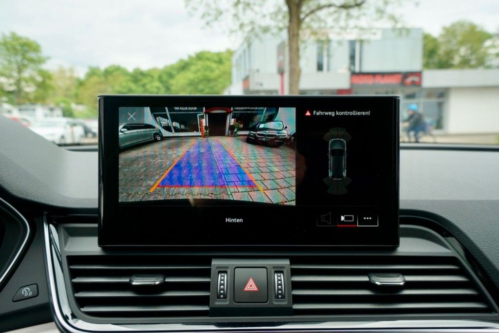 Audi Q5 40 TDI quattro S line - Samsaru's Car Outlet
