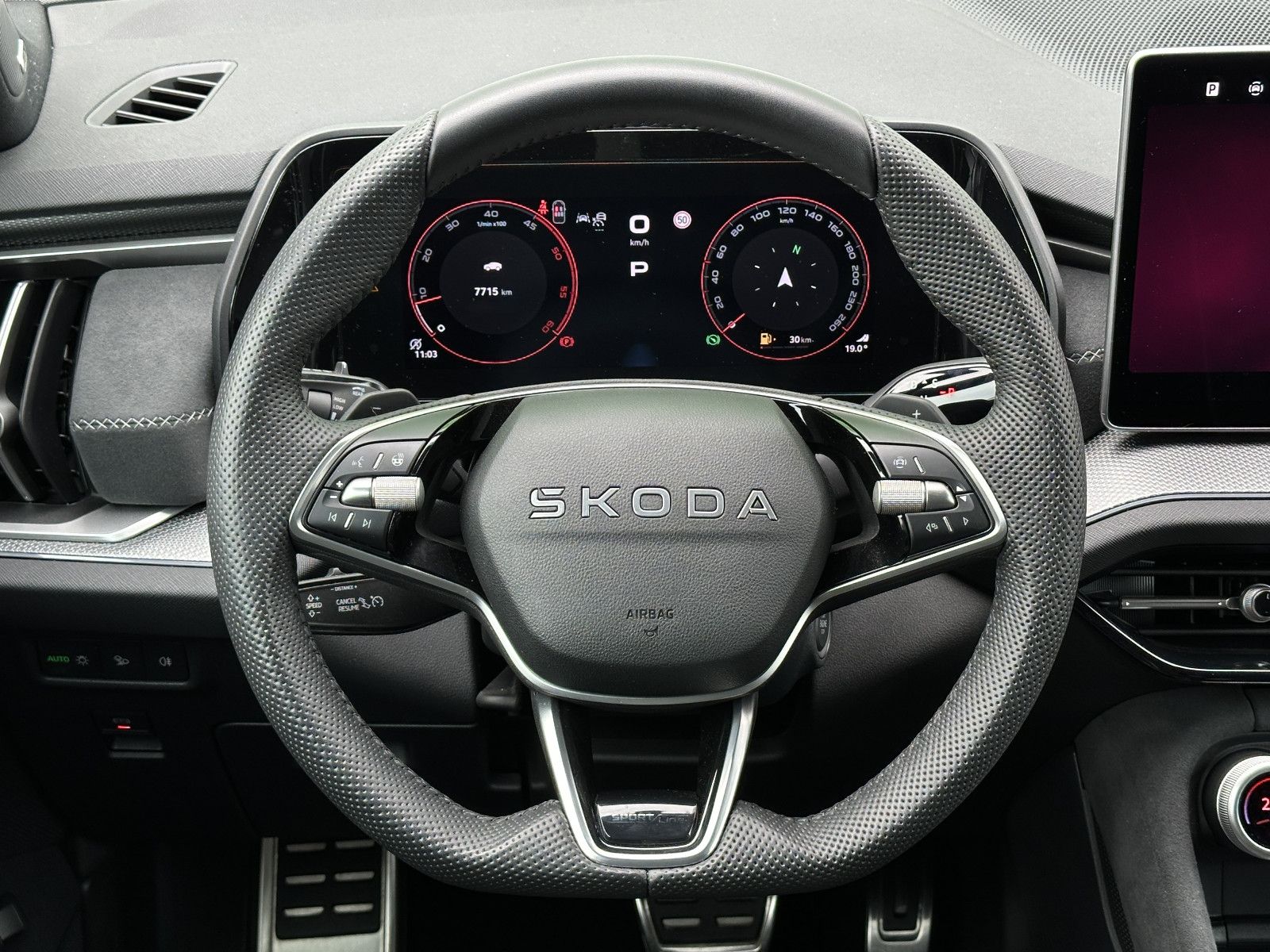 Skoda Sportline 193PS 4x4 STHZ DCC+ 360° KAMERA AHK