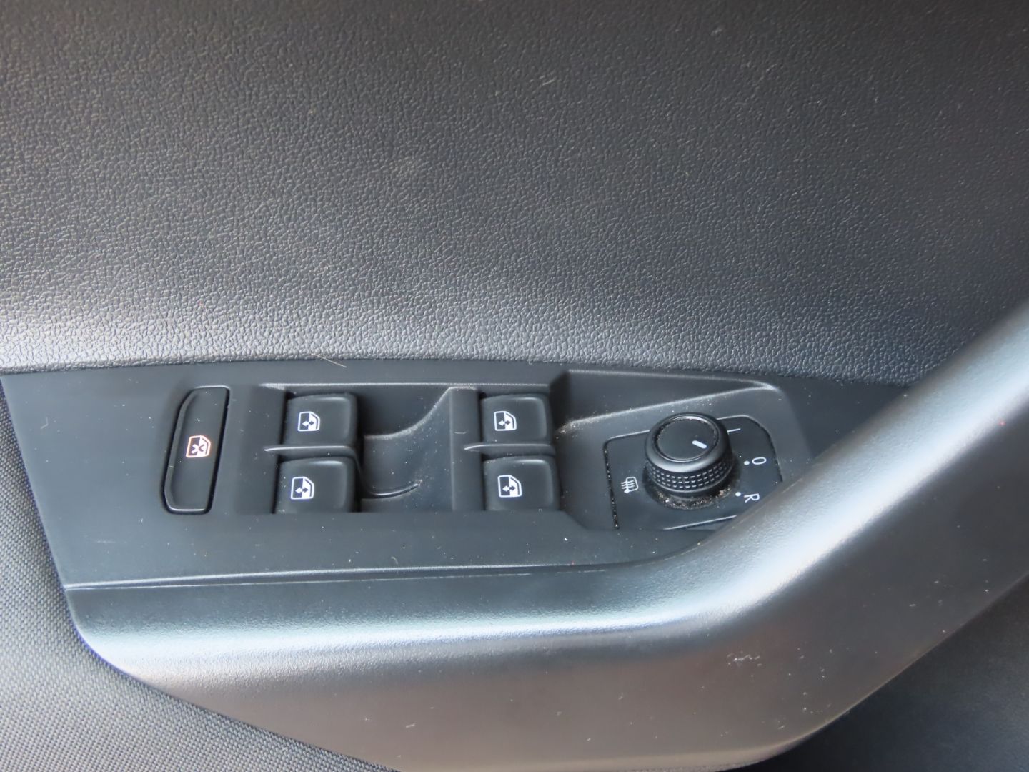 Volkswagen Polo VI 1.0 TSI - Samsaru's Car Outlet
