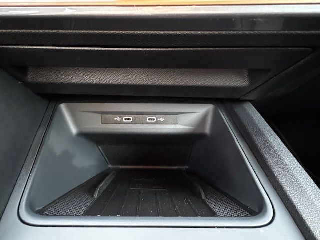 Cupra Formentor 2,0 VZ 4Drive DSG, RFK, Navi, AHK