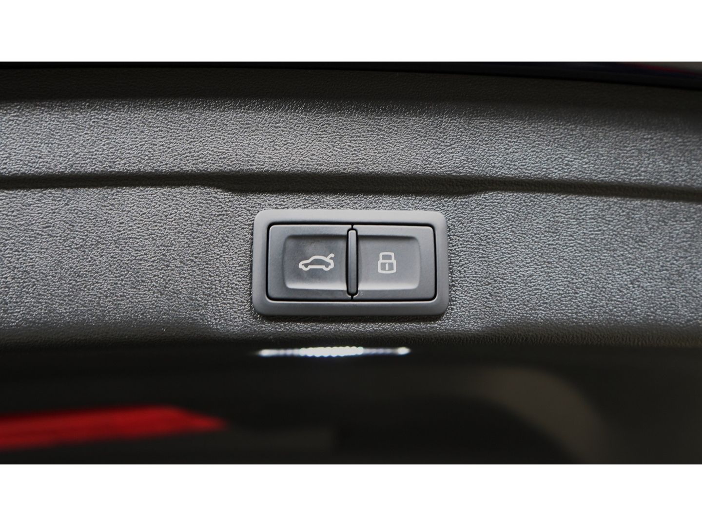 Audi A5 Limousine e-hybrid quattro S line edition one