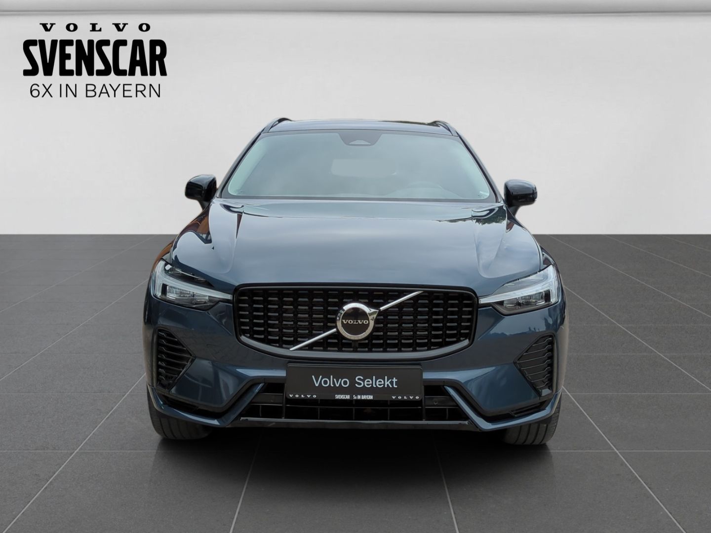 Volvo XC60 Plus Dark B5 AWD Pano Leder Navi LED ACC Di
