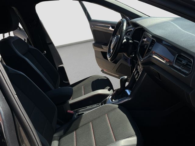 Volkswagen T-Roc 1.5 TSI DSG Sport - Samsaru's Car Outlet