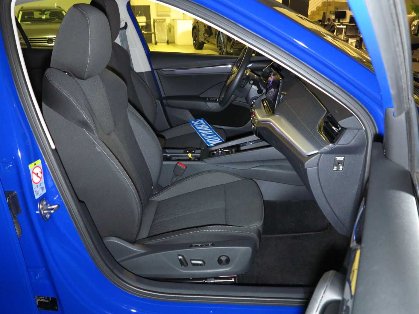 Skoda Octavia 2.0 TDI SCR DSG7 Style Navi ACC DAB LM17