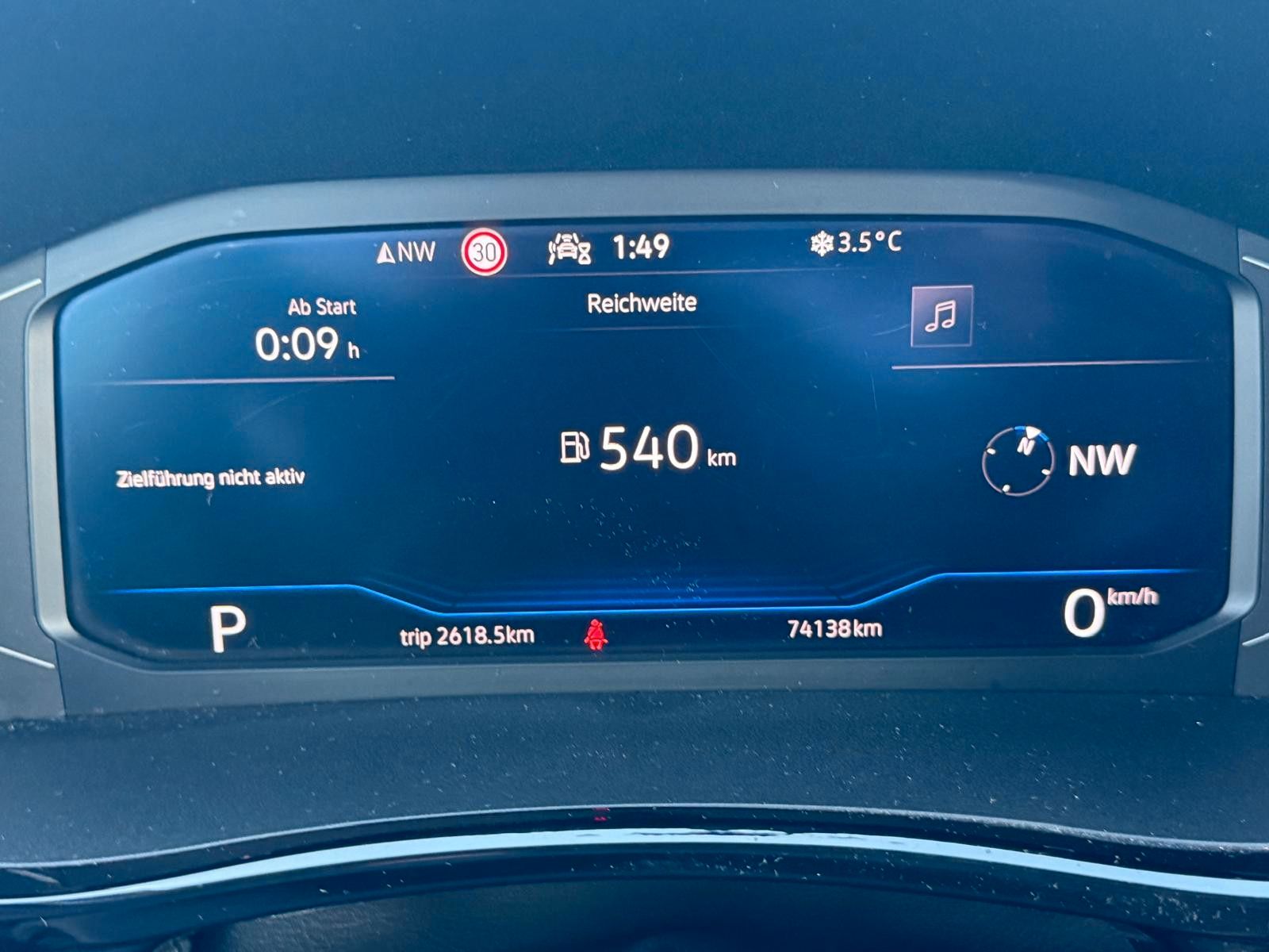 Volkswagen T6 Multivan - Samsaru's Car Outlet