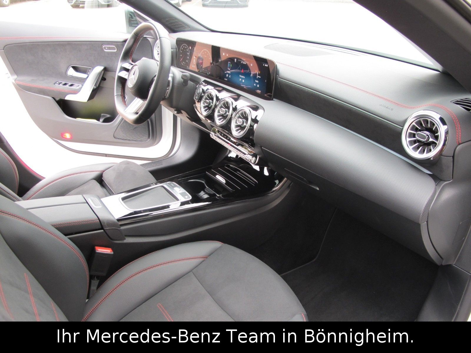 Mercedes-Benz CLA 200 AMG Line - Samsaru's Car Outlet