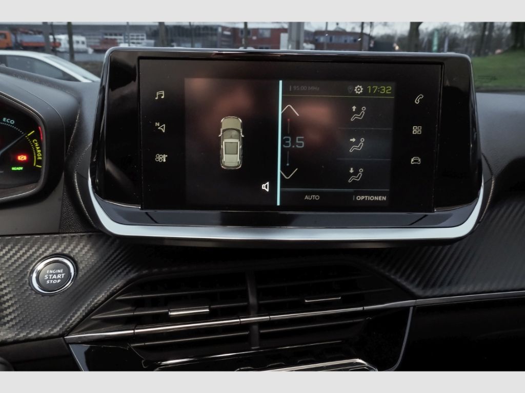 Peugeot e-2008 Active - Samsaru's Car Outlet