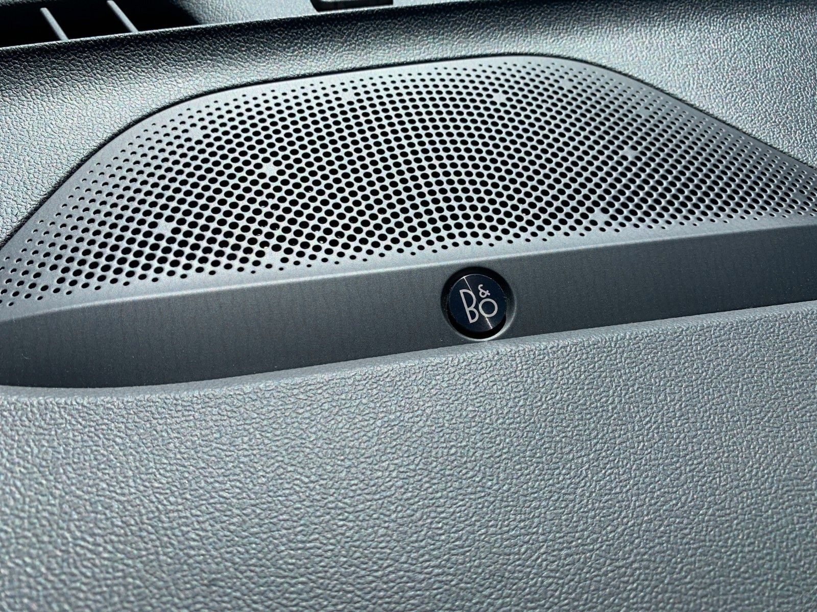 Ford FOCUS ST-LINE X+AUTOMATIK+NAVI+KAMERA+ACC+LED!