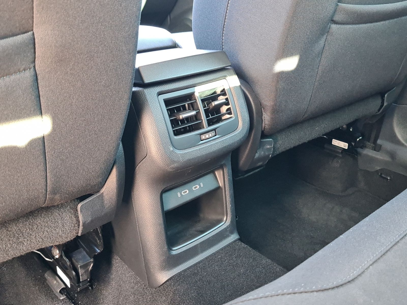 Seat Ateca 2.0 TDI DSG Style+AHK+NAVI+LED+SHZ+PDC+WR+