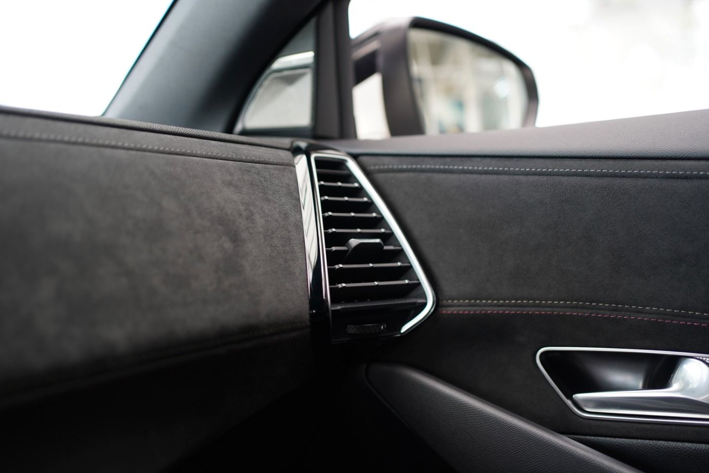 DS Automobiles DS7 Crossback E-Tense 4x4 300 Anhängerkupplung
