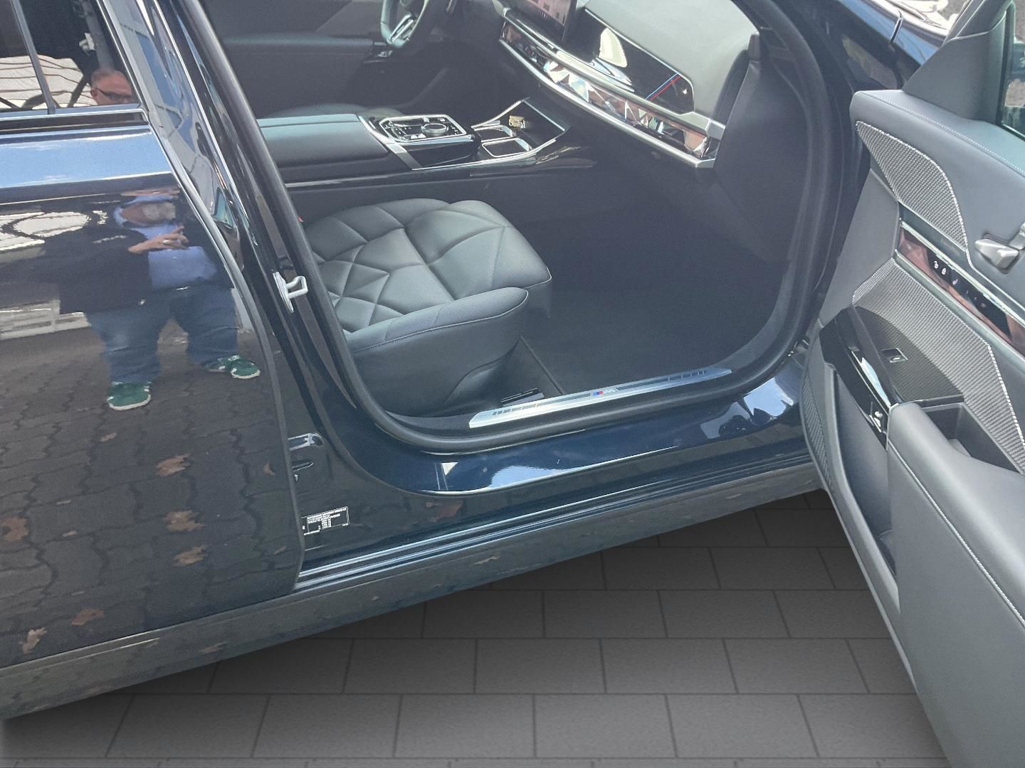 BMW 740 d xDrive M Sport Leasing 999,- brutto o. Anz