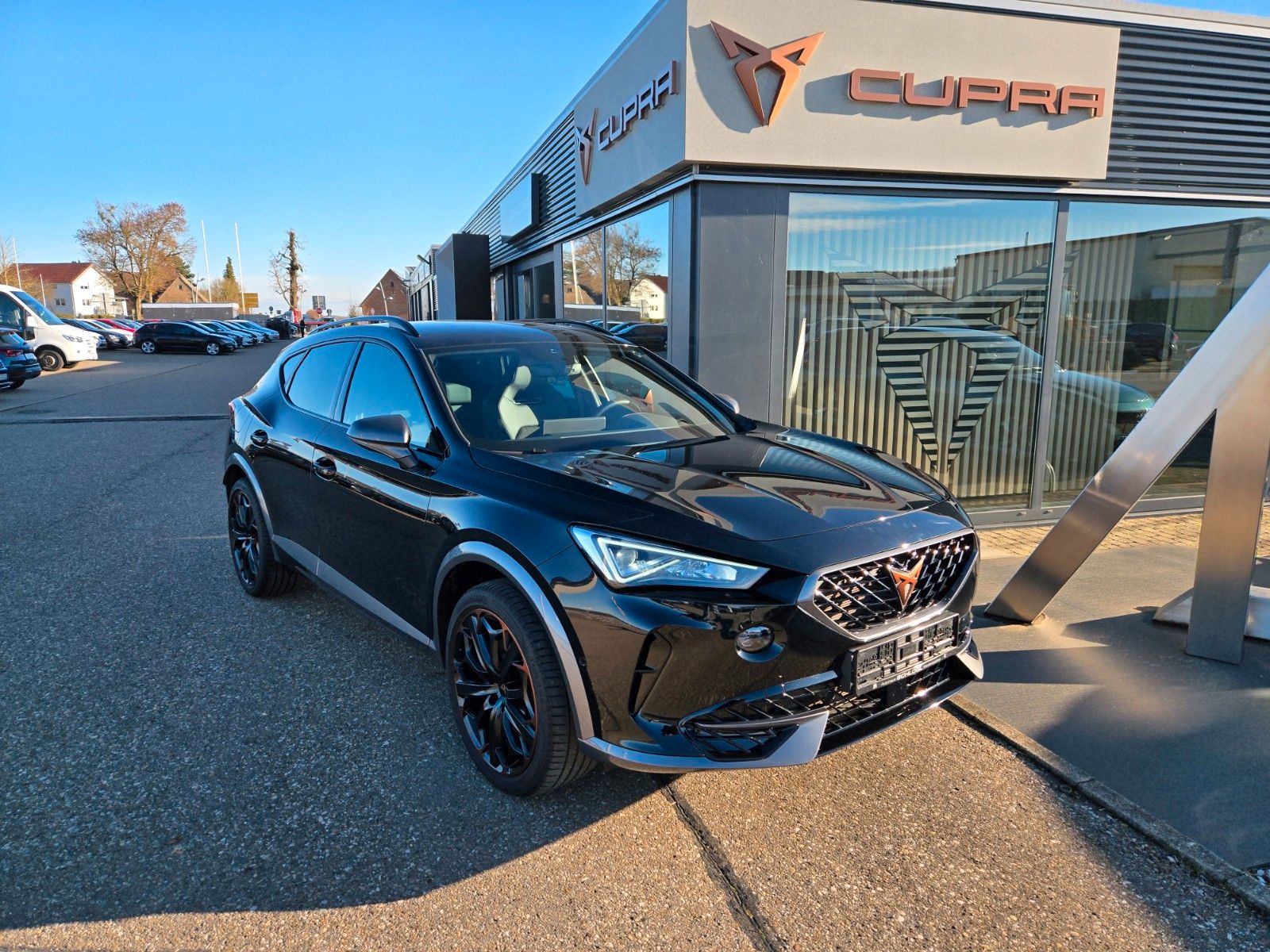 Cupra Formentor VZ e-Hybrid (245PS) / AHK / Paket XL